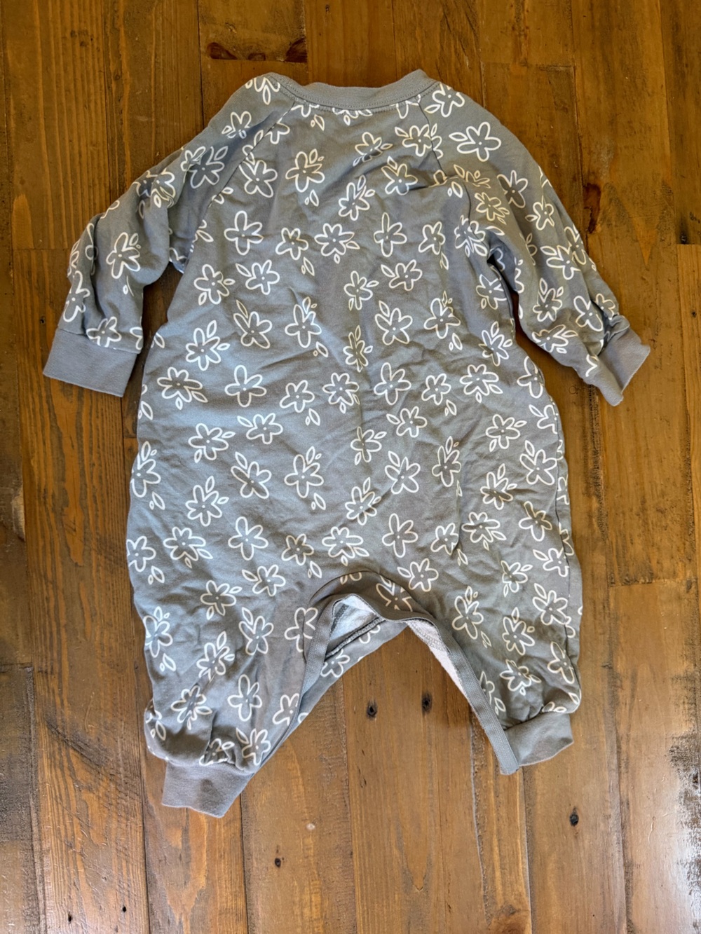 GunaMuna Gray Floral Kids Pajamas Romper